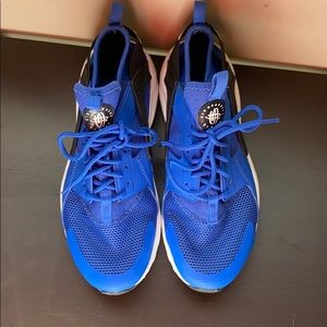Blue Nike Huaraches